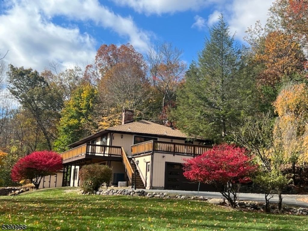 142 Decker Rd, Rockaway Twp., NJ 07005