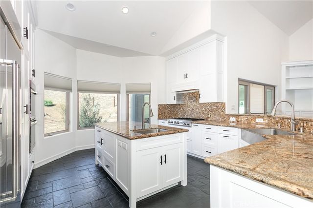 30903 Carmen, Canyon Country, CA 91390