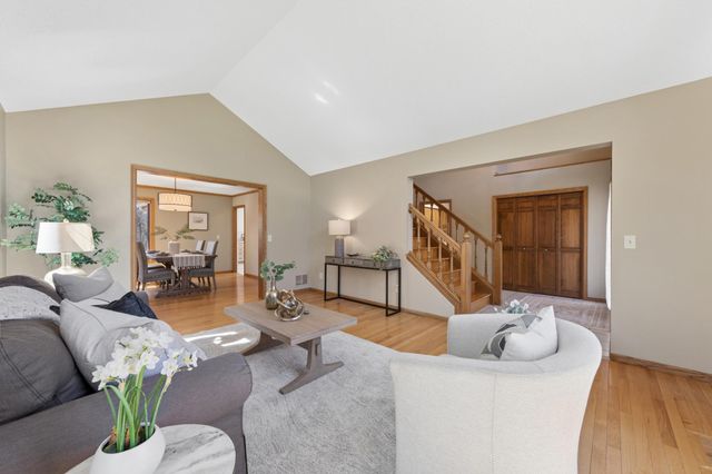 1363 Chatterton Road, Eagan, MN 55123