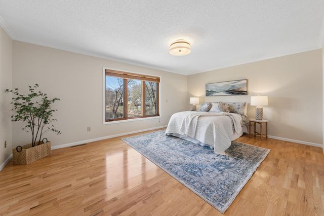 1363 Chatterton Road, Eagan, MN 55123