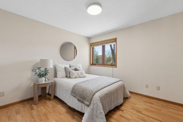 1363 Chatterton Road, Eagan, MN 55123