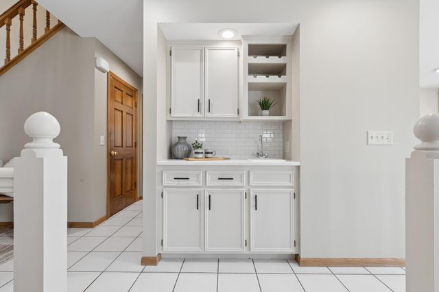 1363 Chatterton Road, Eagan, MN 55123