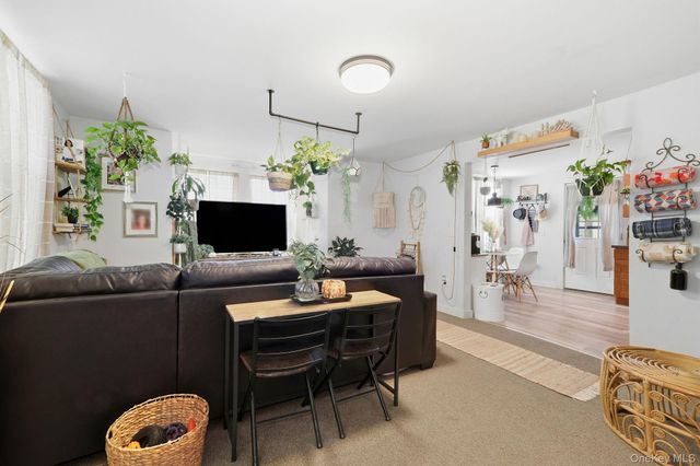 417-419 Old Indian Road, Milton, NY 12547