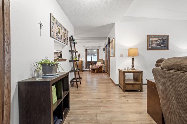 302 Sheyenne Street, Horace, ND 58047