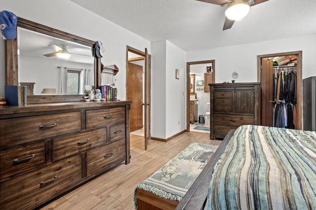 302 Sheyenne Street, Horace, ND 58047