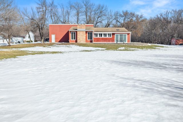 302 Sheyenne Street, Horace, ND 58047