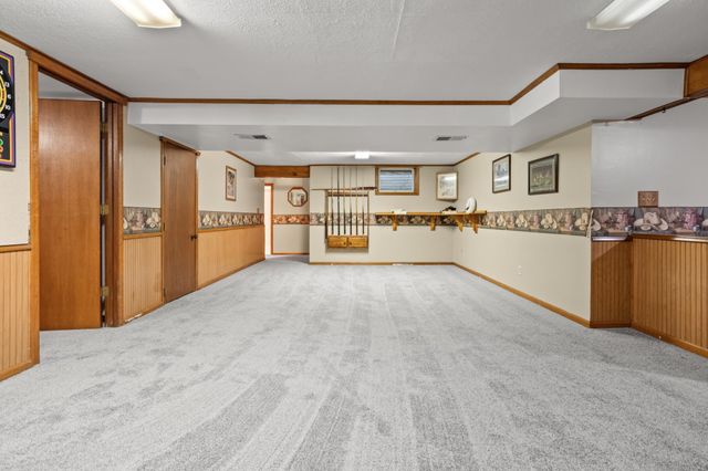 302 Sheyenne Street, Horace, ND 58047