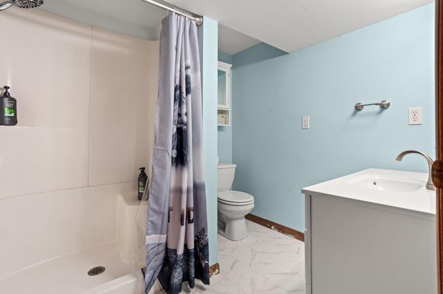 302 Sheyenne Street, Horace, ND 58047