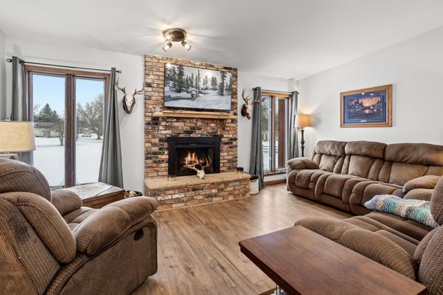 302 Sheyenne Street, Horace, ND 58047