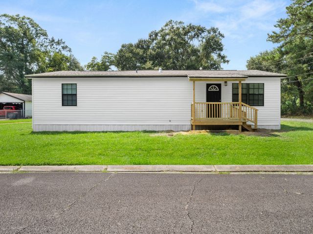 502 Vine St, Deridder, LA 70634