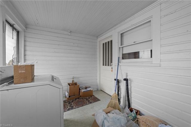 313 E King Street, King, NC 27021