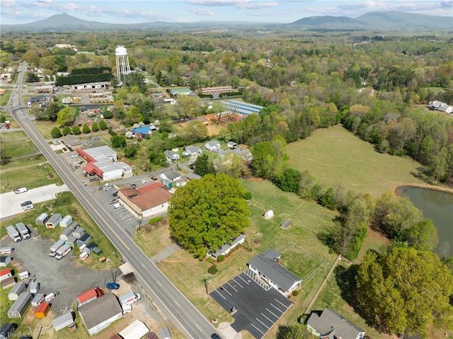 313 E King Street, King, NC 27021