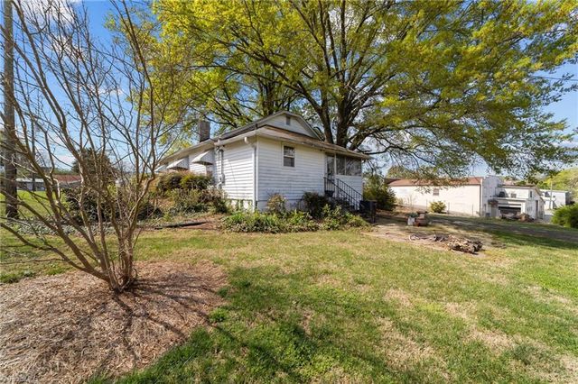 313 E King Street, King, NC 27021