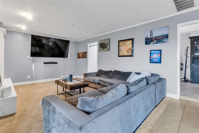 3921 N Shannon Avenue, Bethany, OK 73008