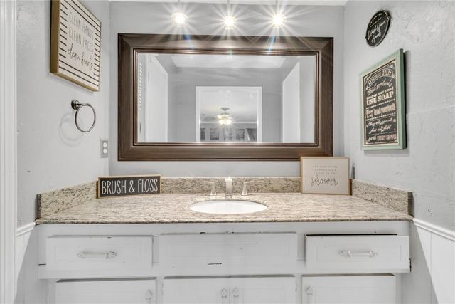 3921 N Shannon Avenue, Bethany, OK 73008