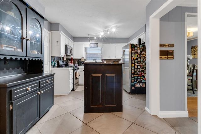 3921 N Shannon Avenue, Bethany, OK 73008