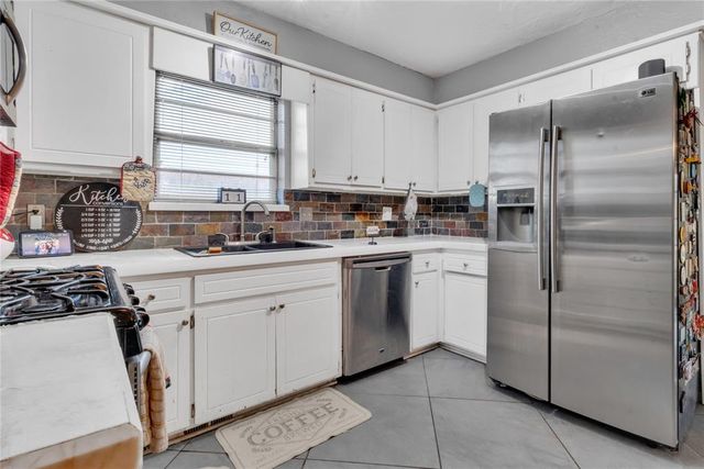 3921 N Shannon Avenue, Bethany, OK 73008