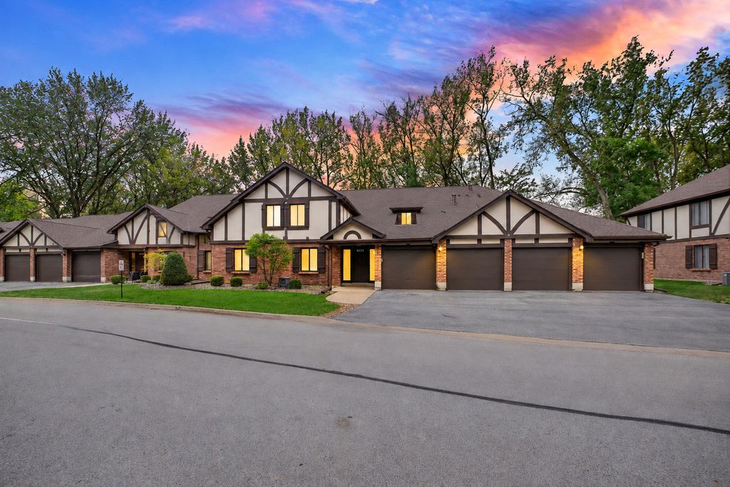8225 Willow Drive 45B, Palos Hills, IL 60465 — exterior