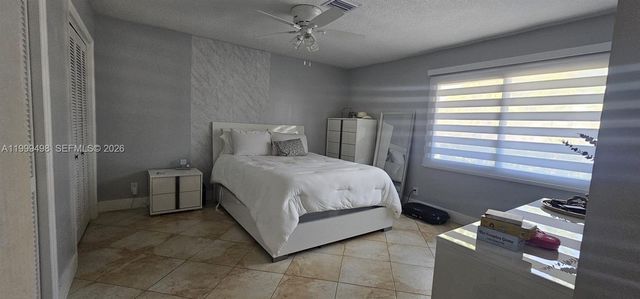 3110 SW 4th St, Deerfield Beach, FL 33442