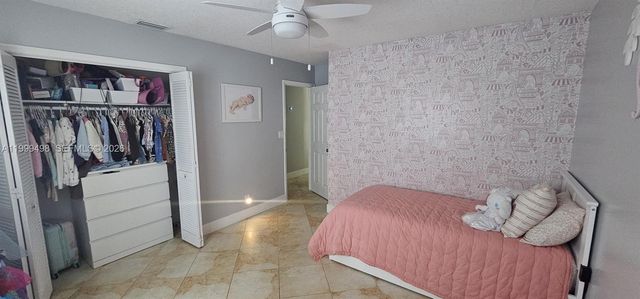 3110 SW 4th St, Deerfield Beach, FL 33442