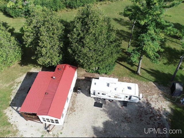 10645 N Main St Road, Rapid River, MI 49878