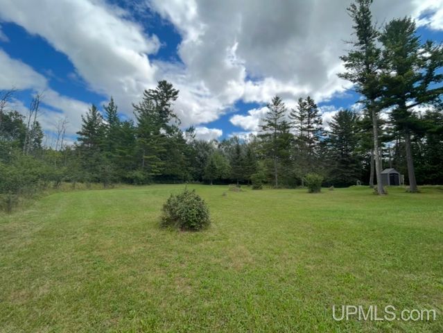 10645 N Main St Road, Rapid River, MI 49878