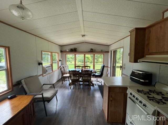 10645 N Main St Road, Rapid River, MI 49878