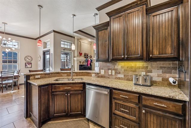 8600 NW 111th Street, Oklahoma City, OK 73162