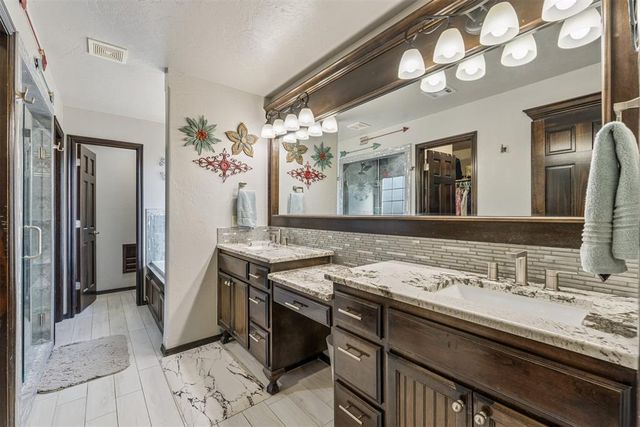 8600 NW 111th Street, Oklahoma City, OK 73162