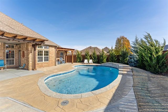 8600 NW 111th Street, Oklahoma City, OK 73162