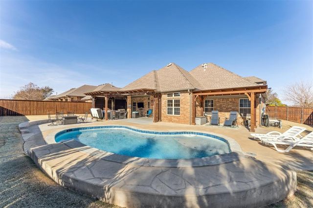 8600 NW 111th Street, Oklahoma City, OK 73162