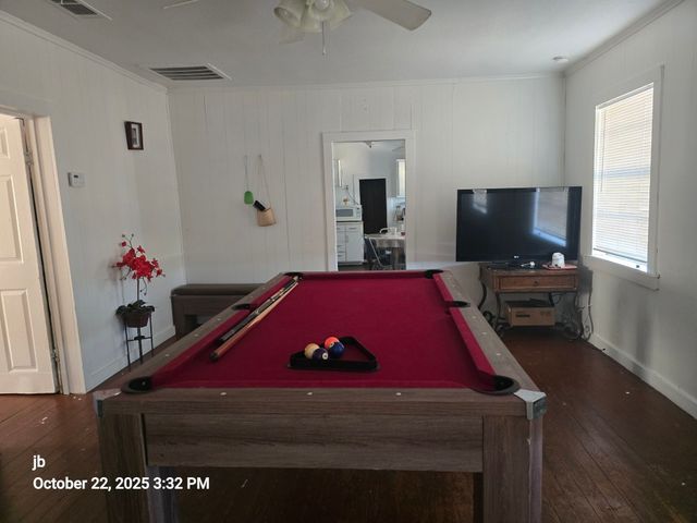 912 E Letava Drive, Mabank, TX 75147