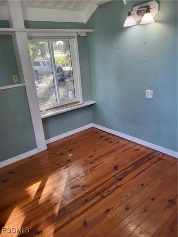 10511 Orange River BLVD, Fort Myers, FL 33905