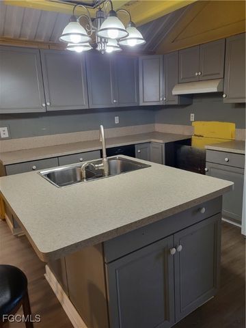 10511 Orange River BLVD, Fort Myers, FL 33905