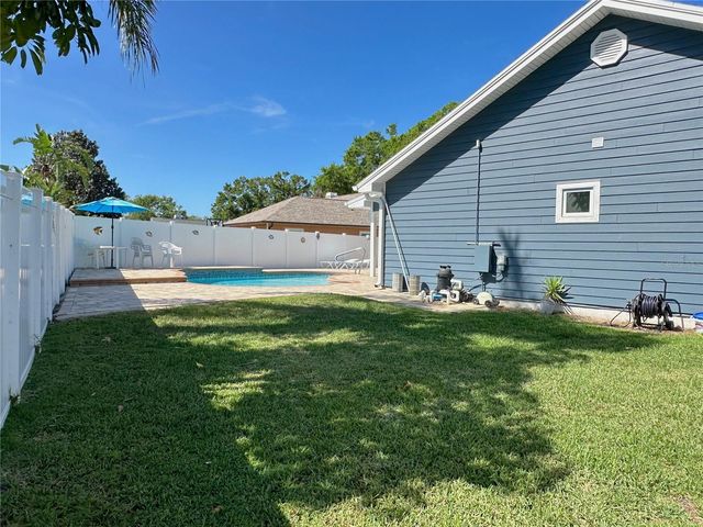 3000 TANGERINE TERRACE, Palm Harbor, FL 34684