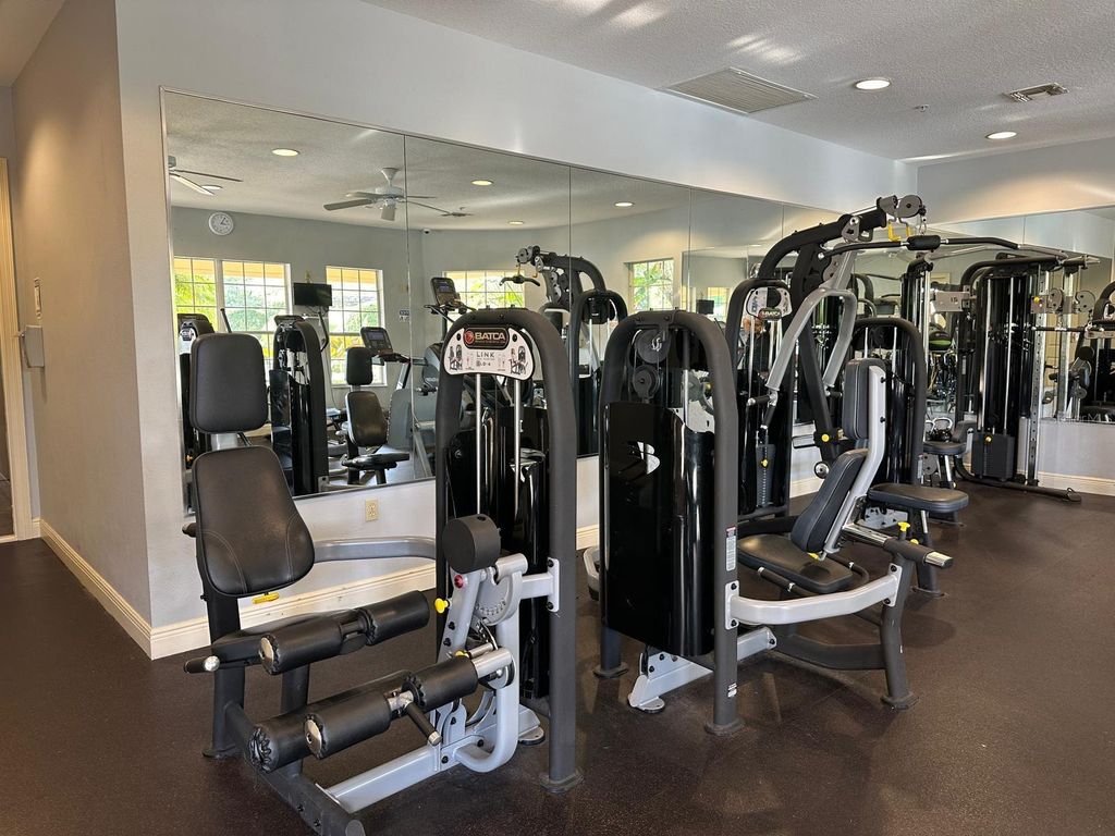 Image 16 of property listing at 6440 AXEITOS TERRACE 106, Orlando, FL 32835