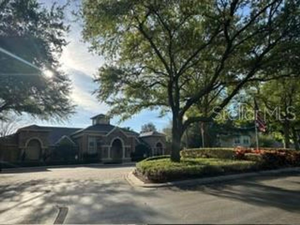 Image 19 of property listing at 6440 AXEITOS TERRACE 106, Orlando, FL 32835