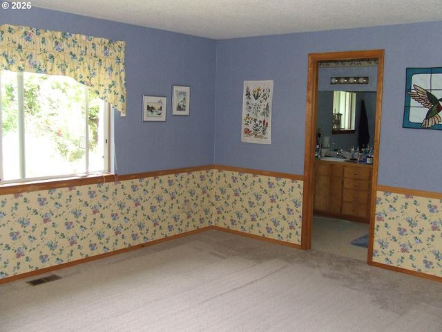 11601 Sw 129TH Pl, Portland, OR 97223