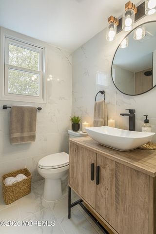 30 Russell Street, Toms River, NJ 08753