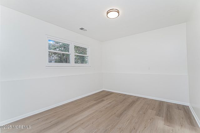 30 Russell Street, Toms River, NJ 08753