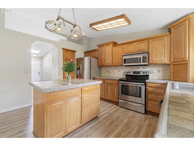 6749 Sw 174TH Pl, Beaverton, OR 97007
