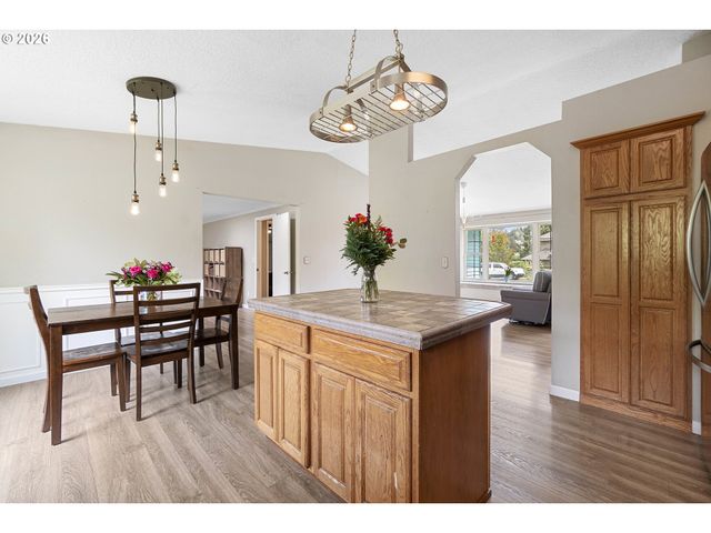 6749 Sw 174TH Pl, Beaverton, OR 97007