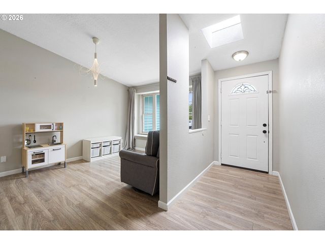6749 Sw 174TH Pl, Beaverton, OR 97007