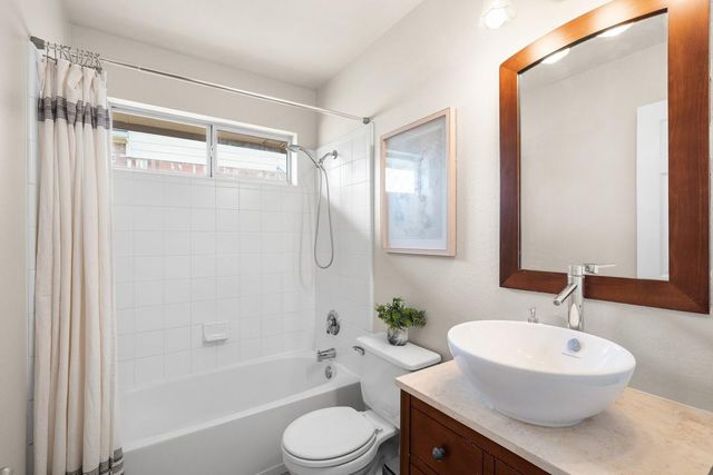 2203 Four Hills CT, Pflugerville, TX 78660