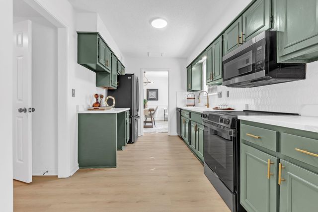 2999 WOFFINGTON LN, Germantown, TN 38138