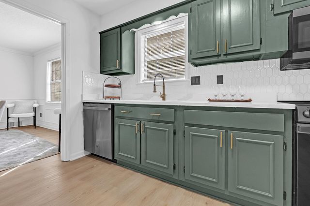 2999 WOFFINGTON LN, Germantown, TN 38138