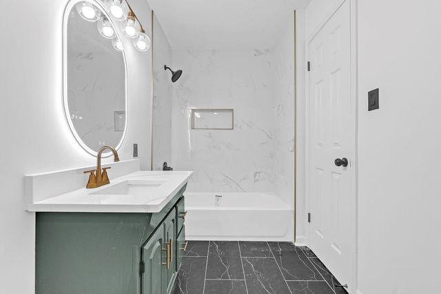 2999 WOFFINGTON LN, Germantown, TN 38138