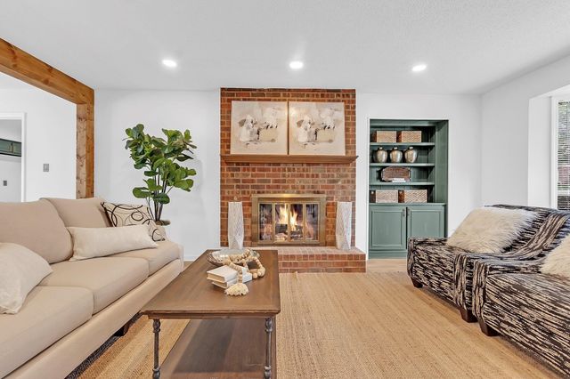 2999 WOFFINGTON LN, Germantown, TN 38138