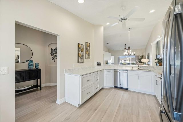 5210 HYLAND HILLS AVENUE 1121, Sarasota, FL 34241