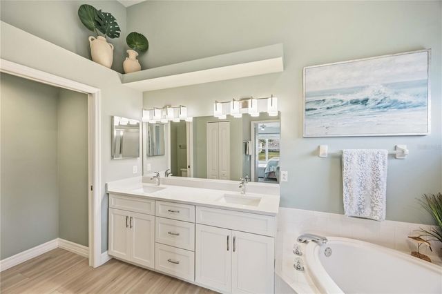 5210 HYLAND HILLS AVENUE 1121, Sarasota, FL 34241